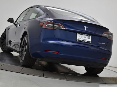 Used 2023 Tesla Model 3 Performance AWD/4WD image 9