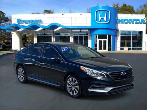 Used 2017 Hyundai Sonata Sport w/ Value Edition Package 02 image 1