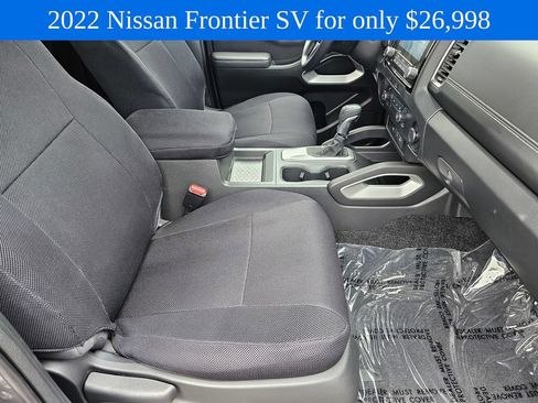 Used 2022 Nissan Frontier SV w/ Technology Package RWD image 11