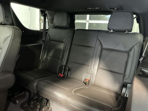 Used 2021 GMC Yukon Denali w/ Denali Premium Package AWD/4WD image 26