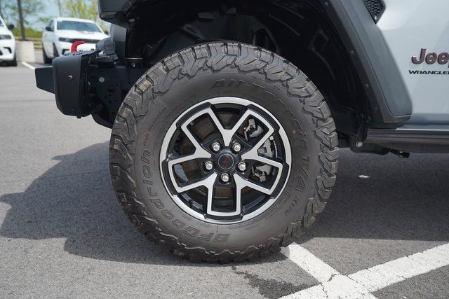 New 2024 Jeep Wrangler Unlimited Rubicon w/ Capability Package AWD/4WD image 9