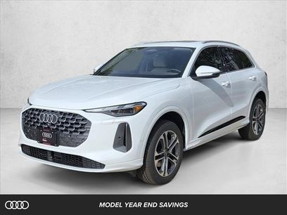 New 2025 Audi Q5 Premium w/ Convenience Package