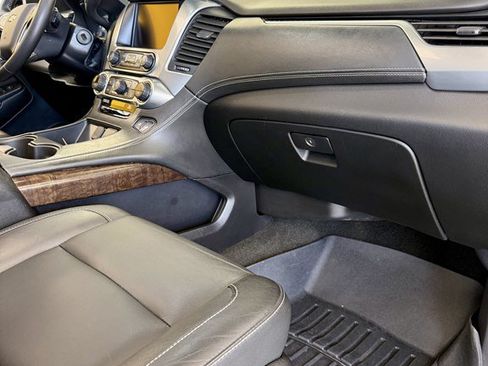 Used 2017 Chevrolet Tahoe LT RWD image 12