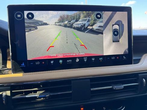 Used 2023 Lincoln Corsair Reserve w/ Equipment Group 201A image 22