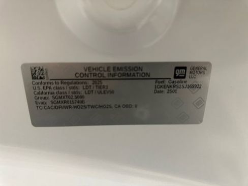 Used 2025 GMC Acadia Elevation image 18