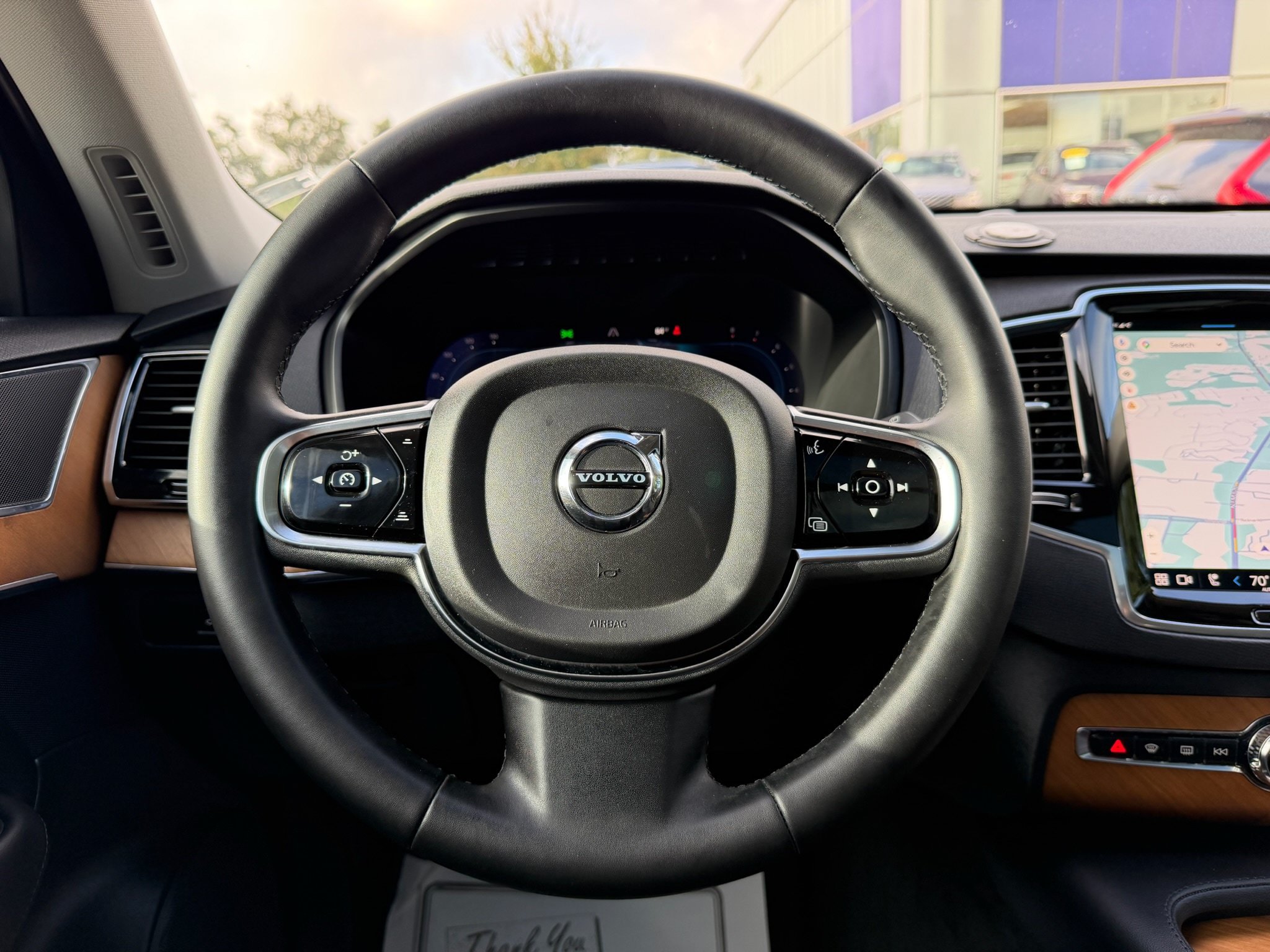 Used 2023 Volvo XC90 B6 Plus AWD/4WD image 18