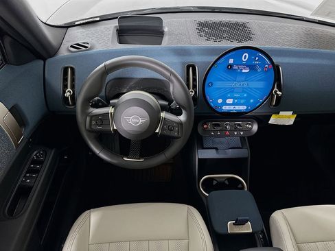 Used 2025 MINI Cooper Countryman S image 18