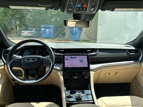 New 2025 Jeep Grand Cherokee Limited w/ Trailer Tow Package image 51