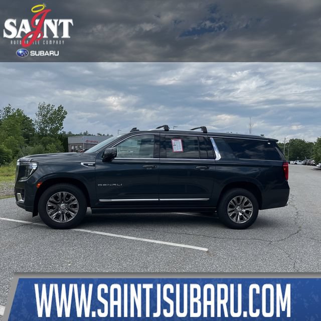 Used 2022 GMC Yukon XL Denali AWD/4WD image 1