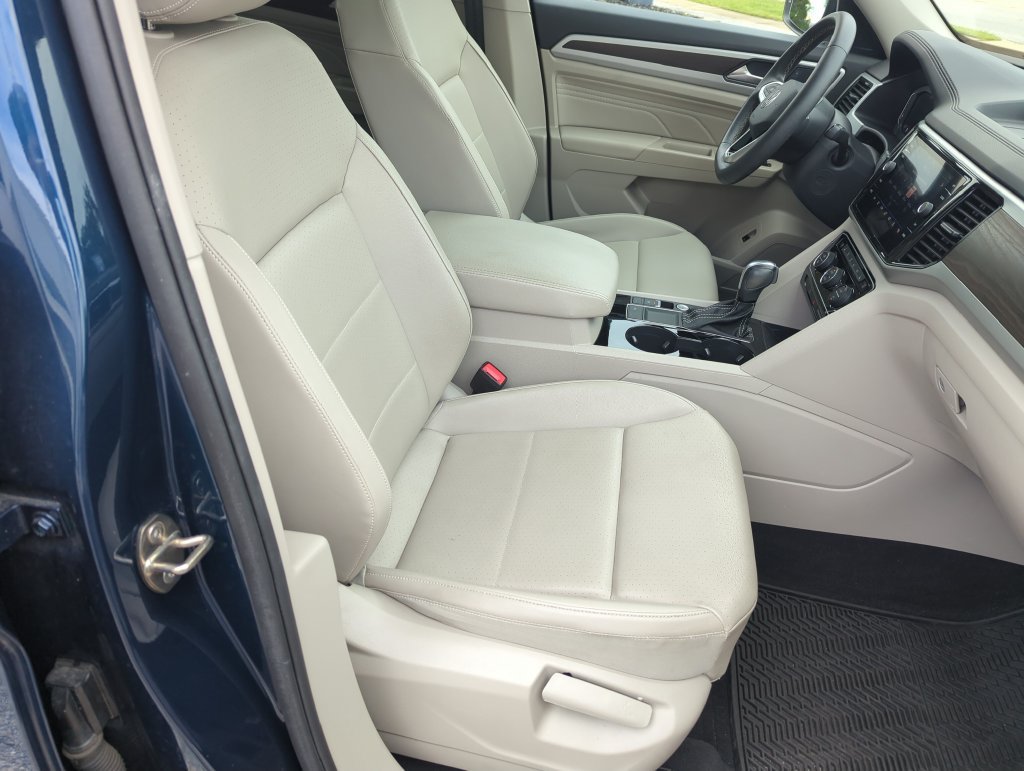 Certified 2023 Volkswagen Atlas SE w/ Panoramic Sunroof Package FWD image 38