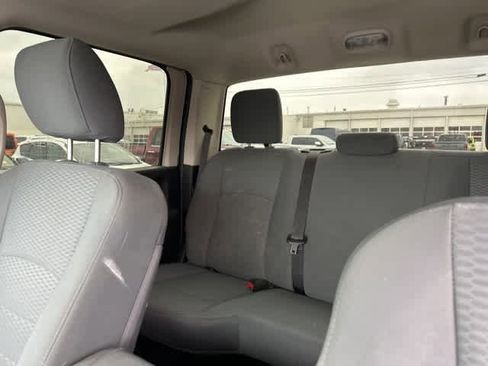 Used 2016 RAM 3500 Tradesman w/ Chrome Appearance Group image 5