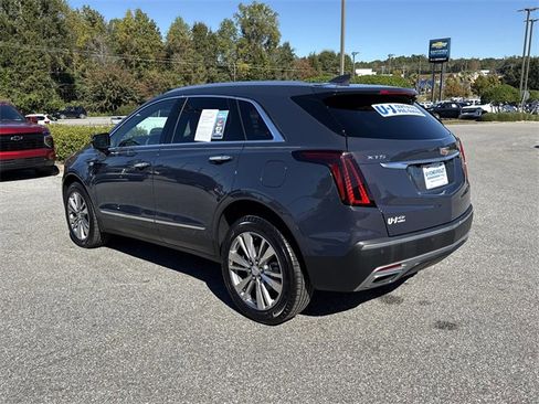 Used 2025 Cadillac XT5 Premium Luxury image 5