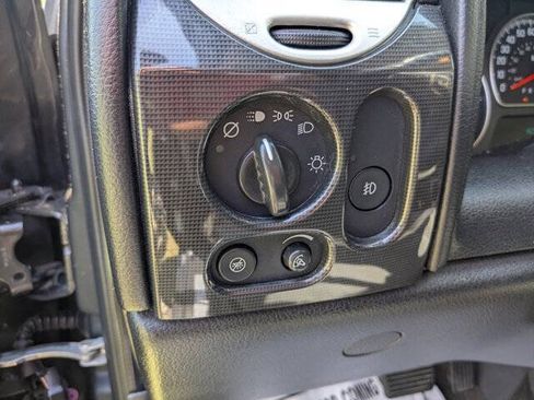 Used 2007 GMC Envoy SLE RWD image 15