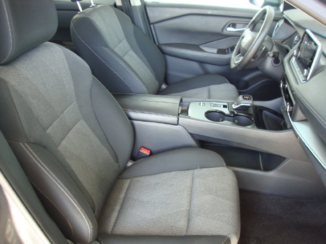 Used 2026 Nissan Rogue SV FWD image 19