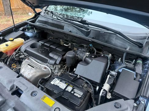 Used 2012 Toyota RAV4 FWD w/ Upgrade Value Pkg image 38