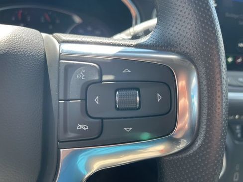 Used 2024 Chevrolet Blazer LT w/ Convenience Package FWD image 20