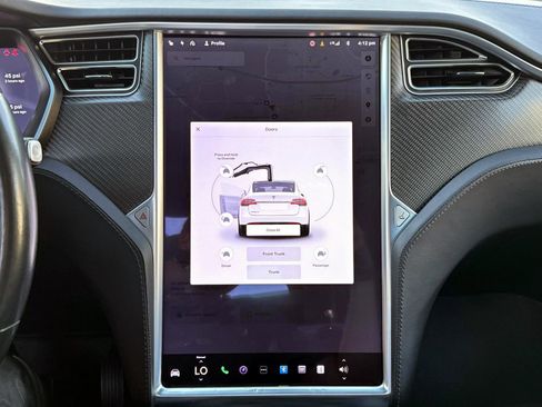 Used 2017 Tesla Model X 75D image 20