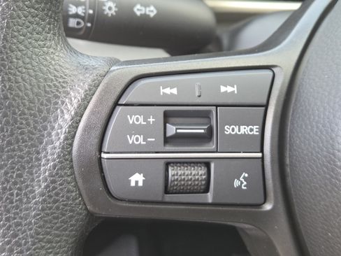 Used 2025 Honda CR-V LX image 31