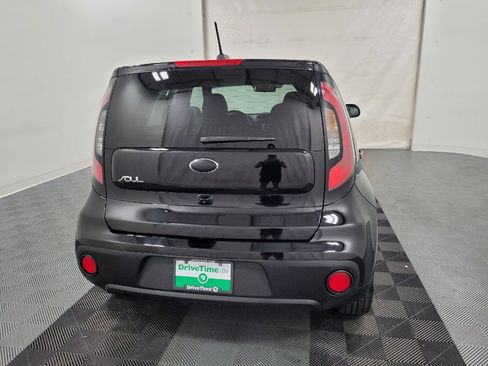 Used 2019 Kia Soul w/ Convenience Package FWD image 7