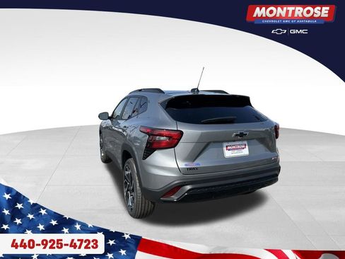 New 2026 Chevrolet Trax RS w/ Driver Confidence Package image 3