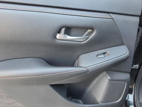 Used 2021 Nissan Sentra SR FWD image 18