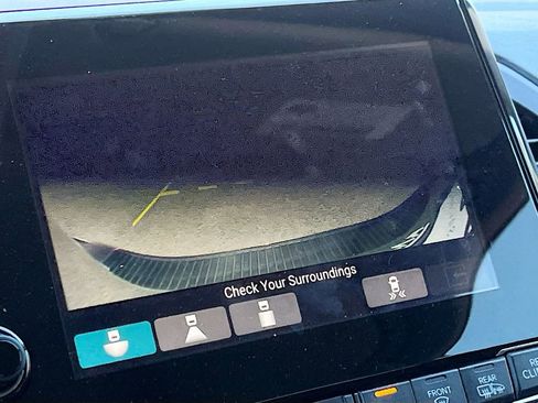 Used 2023 Honda Odyssey Elite image 14