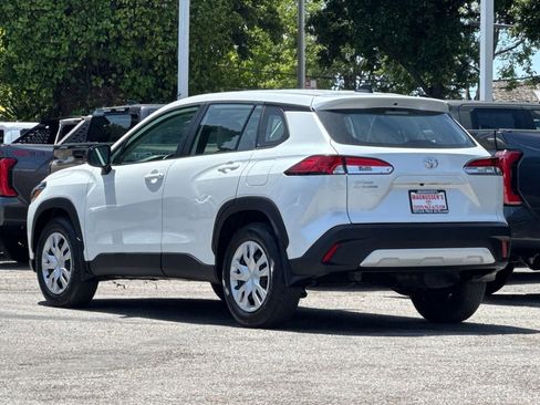 Certified 2023 Toyota Corolla Cross L FWD image 5