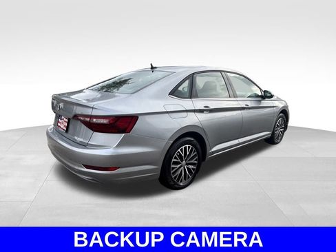 Used 2021 Volkswagen Jetta SE image 4