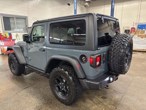 Used 2025 Jeep Wrangler Sport AWD/4WD image 4