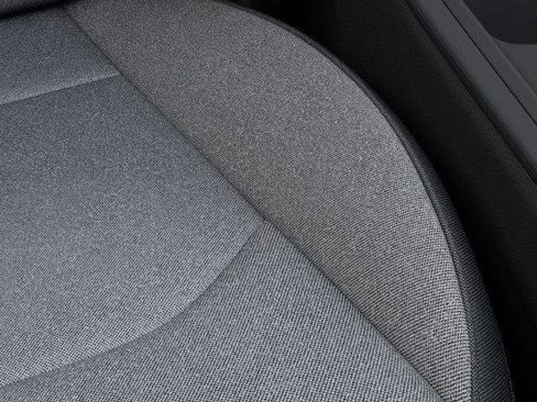 New 2025 Kia K4 LXS image 24