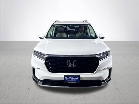 Used 2024 Honda Pilot Elite image 3