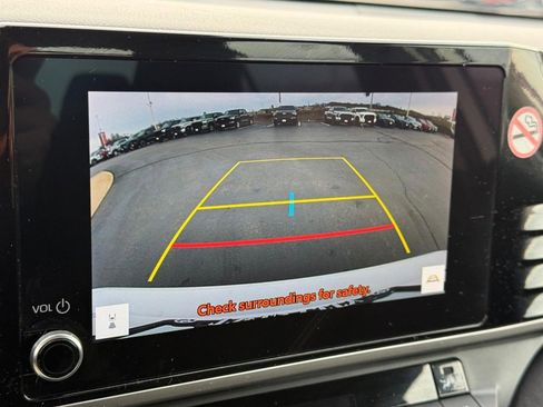 Certified 2025 Toyota Camry LE image 21