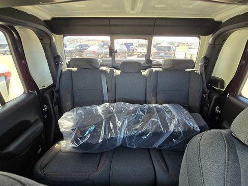 Used 2026 Jeep Gladiator Rubicon AWD/4WD image 28