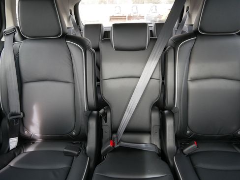 New 2026 Honda Odyssey Touring image 13