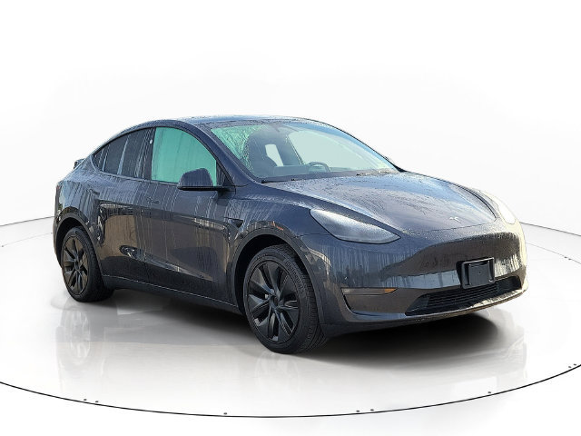 Used 2024 Tesla Model Y Long Range AWD/4WD image 2