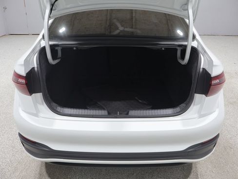 Used 2025 Volkswagen Jetta Sport FWD image 19