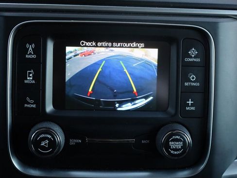 Used 2020 RAM 1500 Classic SLT image 34