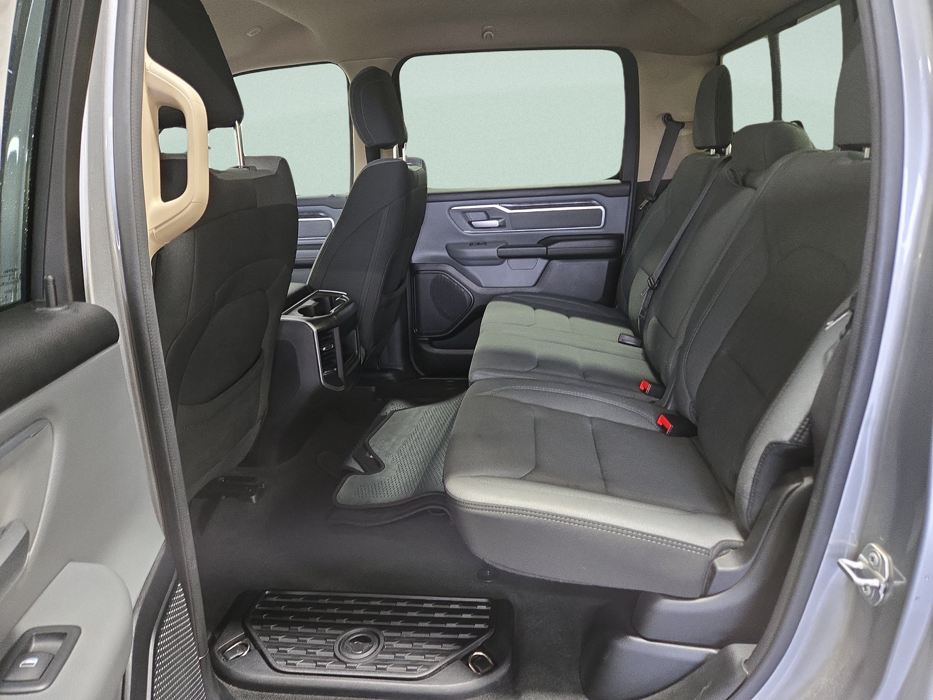 Used 2020 RAM 1500 Big Horn AWD/4WD image 24