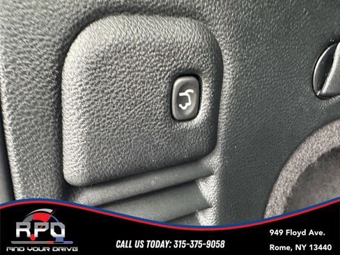 Used 2017 Jeep Grand Cherokee Limited AWD/4WD image 27