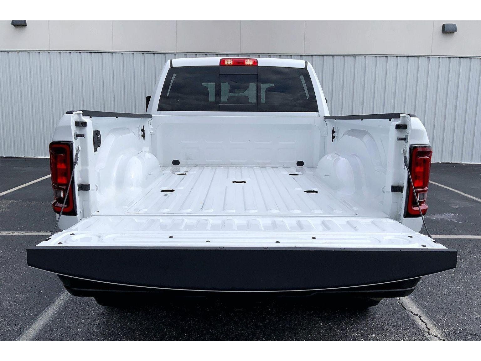 Used 2025 RAM 2500 Tradesman AWD/4WD image 26