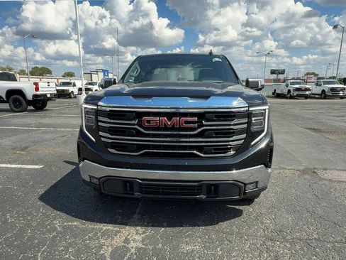 Used 2022 GMC Sierra 1500 SLT w/ Max Trailering Package image 3