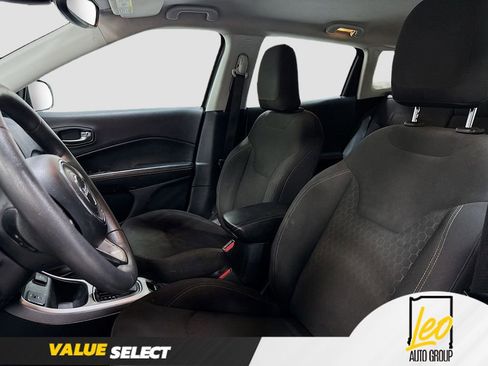 Used 2018 Jeep Compass Sport FWD image 20