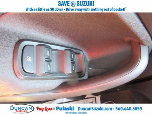 Used 2017 Ford Fiesta SE image 18