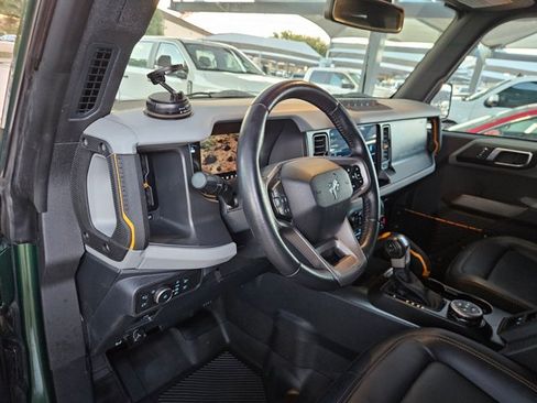 Used 2022 Ford Bronco Badlands w/ Sasquatch Package AWD/4WD image 8