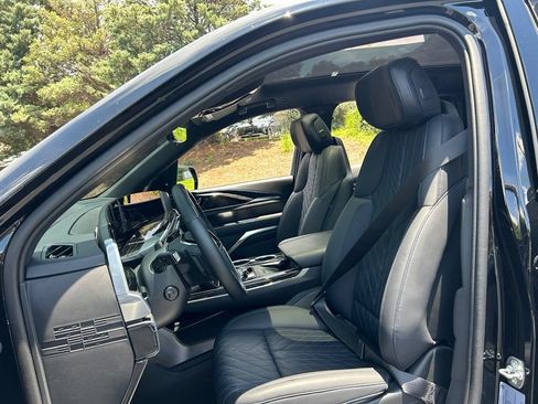 Used 2025 Cadillac Escalade IQ Sport 1 AWD/4WD image 42