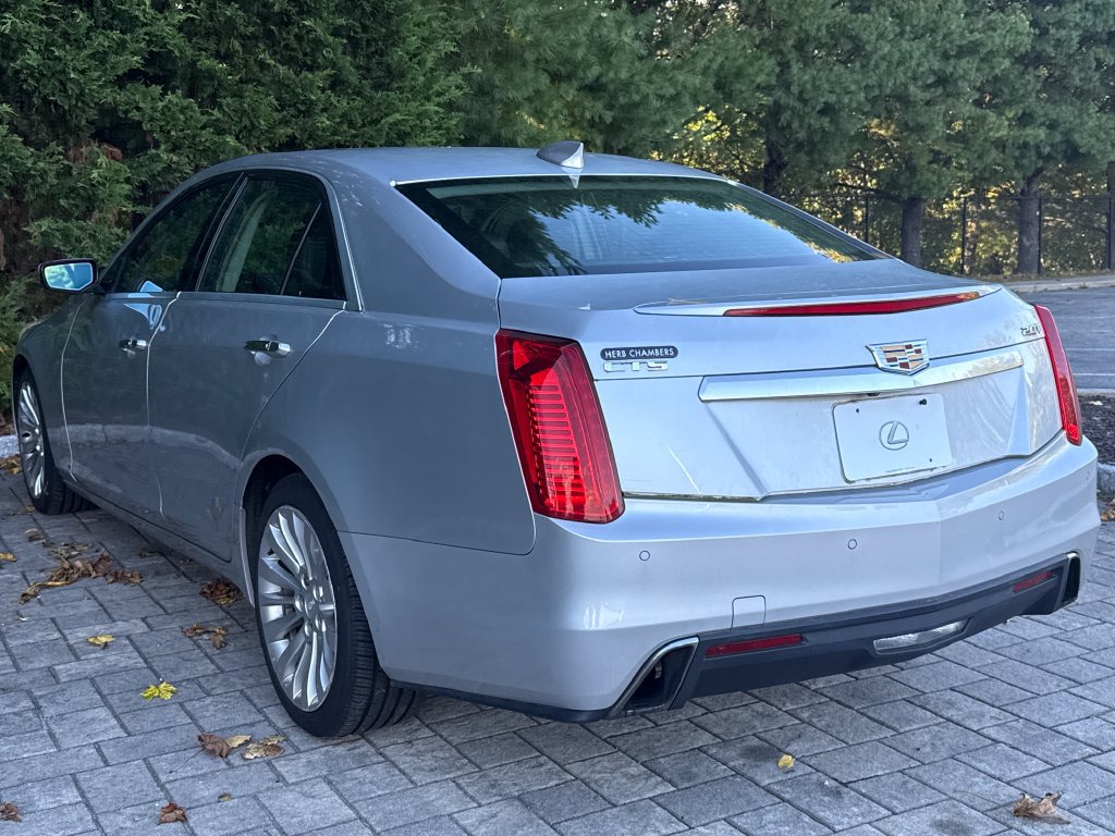 Used 2017 Cadillac CTS Luxury RWD image 8