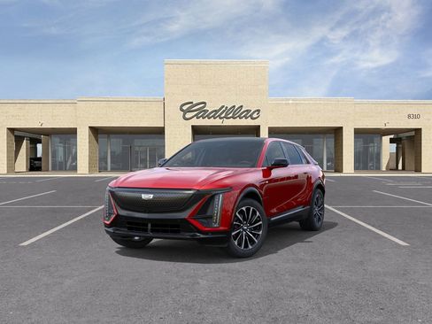 New 2025 Cadillac Lyriq Sport image 8