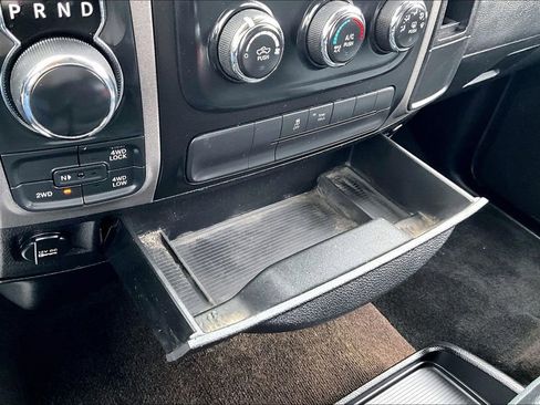 Used 2015 RAM 1500 Express AWD/4WD image 33