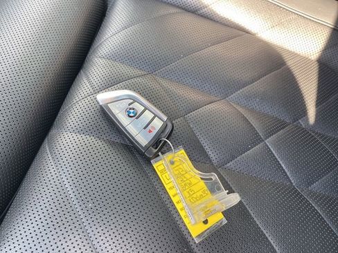 Used 2023 BMW X5 xDrive45e w/ Climate Comfort Package image 81