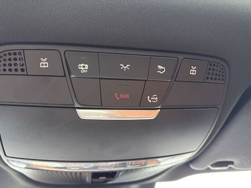 Used 2021 Mercedes-Benz GLC 300 4MATIC image 38